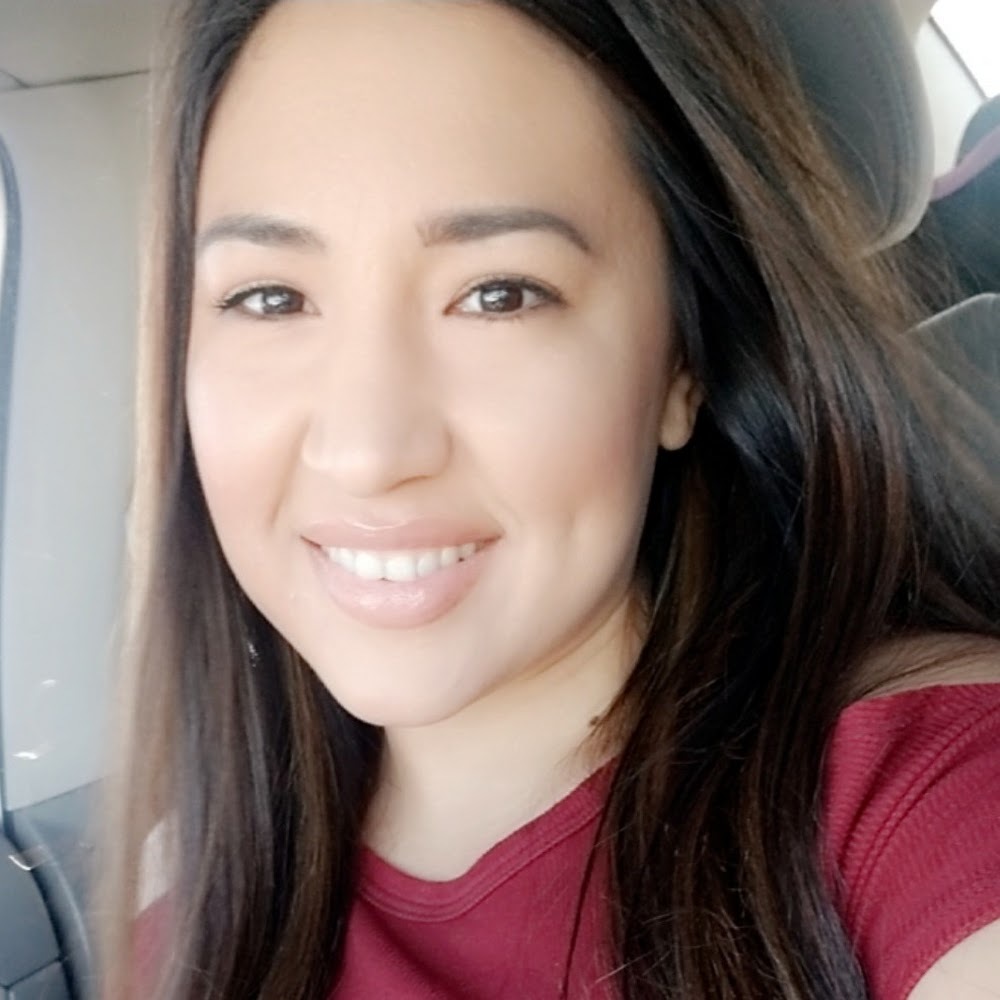 Meet your Posher, Alexis